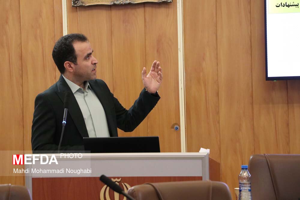 برگزاری جلسه دفاع پایان نامه دکتری پژوهشی مهندسی بهداشت محیط